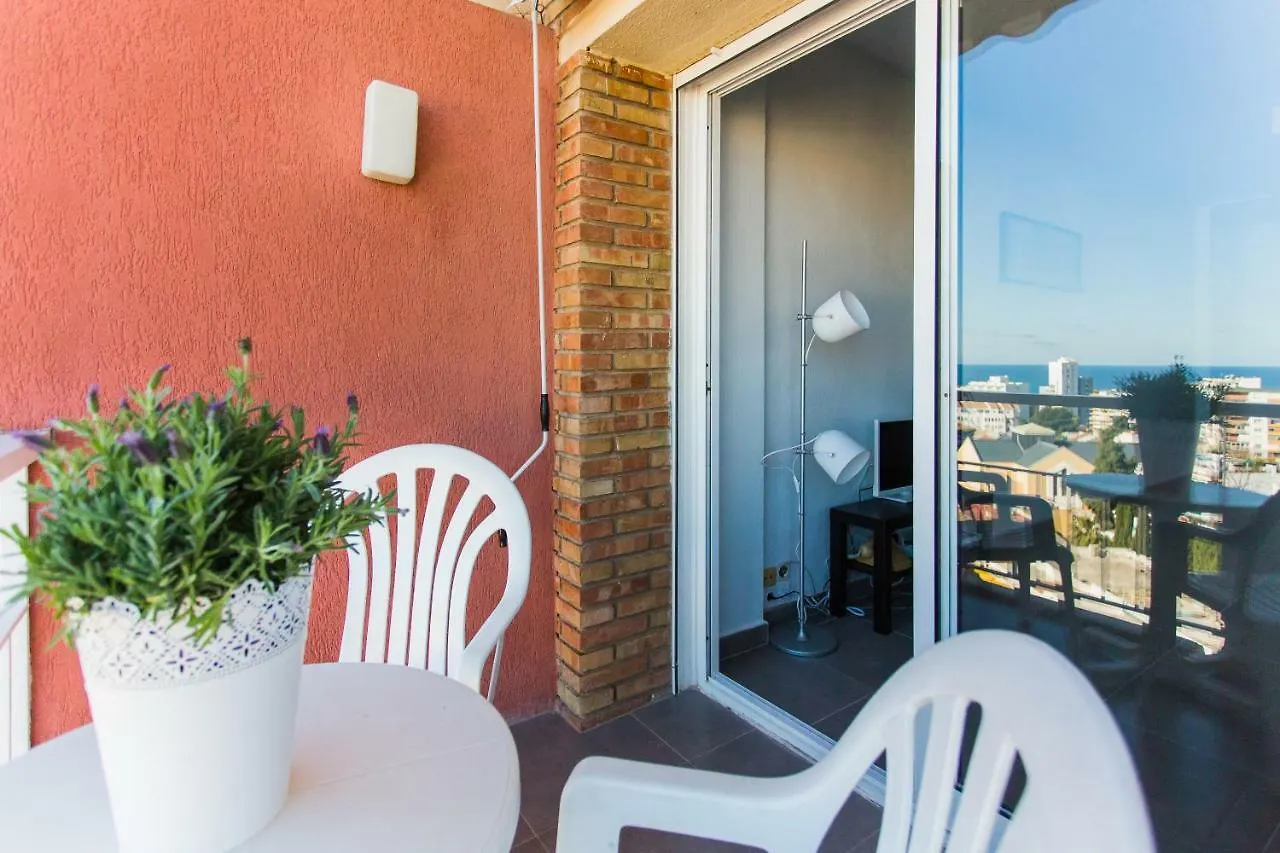 Central Apartment With Nice Views ベナルマデナ 0*,
